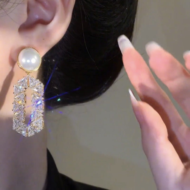 Elegant Oval Full Diamond Eardrops with Pearl: Special-Interest Design, Gold Finish
